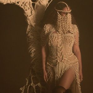 Lafalaise Dion Queen of Cowries Lagbaja Headpiece